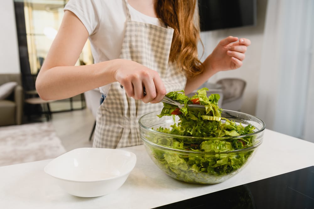 salad-tongs