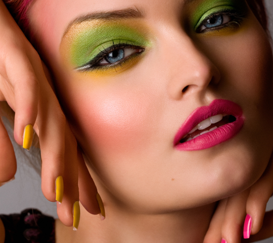 neon makeup looks you can wear year rounf
